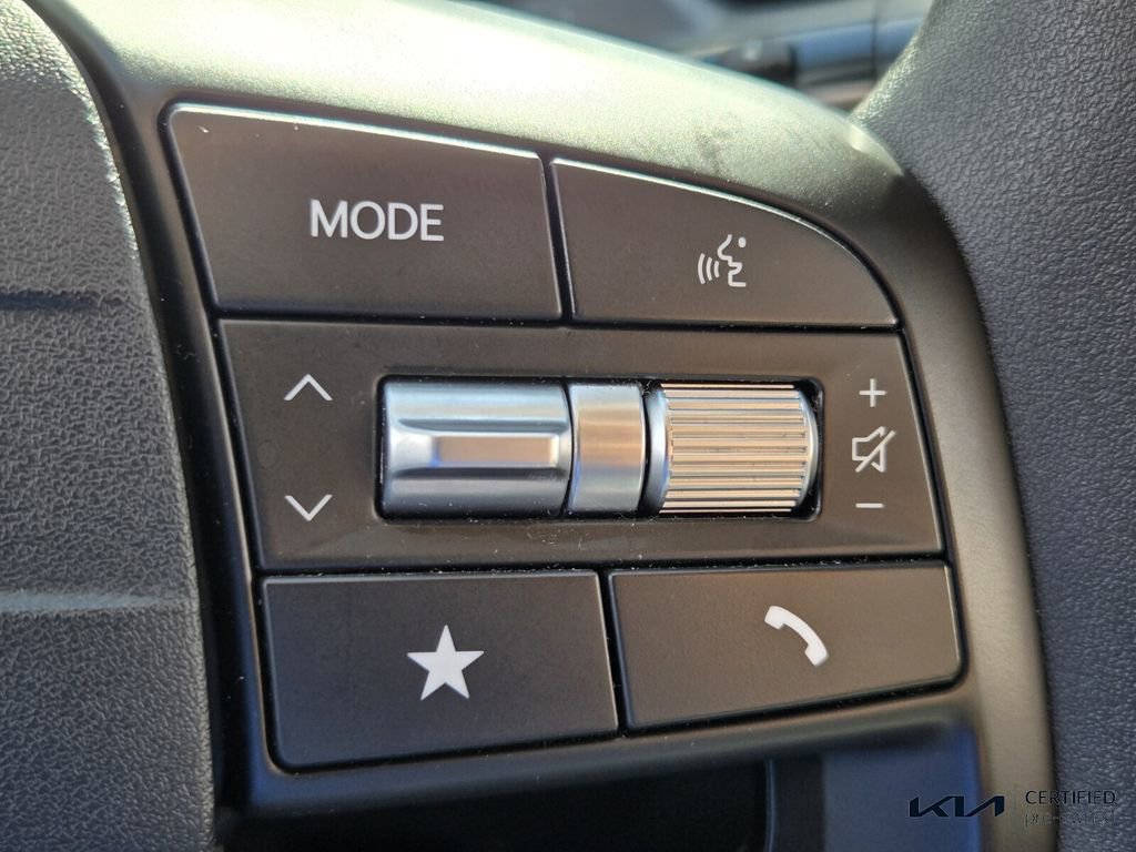 Certified 2025 Kia K4 LXS image 27