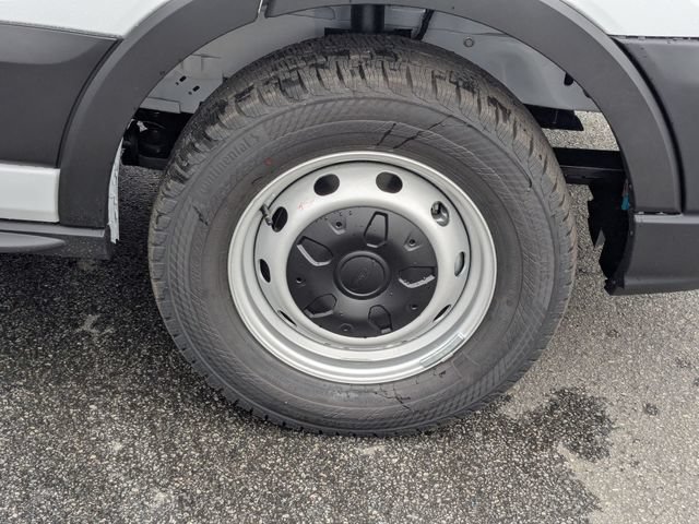 New 2026 Ford Transit 250 148 Medium Roof RWD image 25
