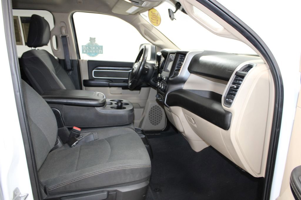 Used 2022 RAM 3500 Big Horn image 28