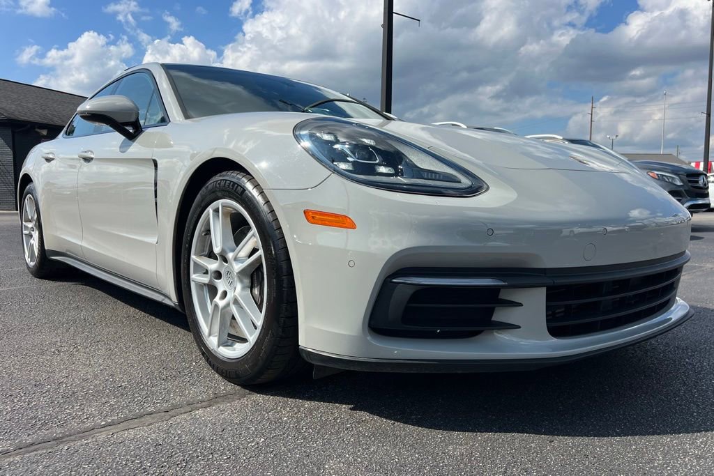 Used 2018 Porsche Panamera 4 image 8
