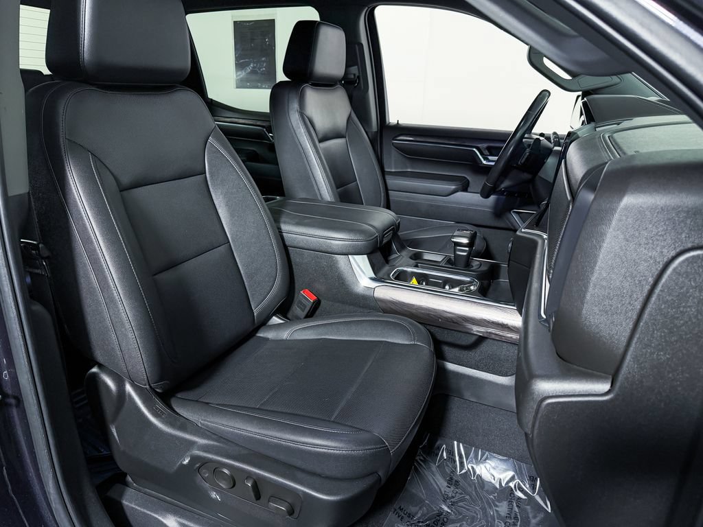 Used 2023 Chevrolet Silverado 1500 LTZ AWD/4WD image 14