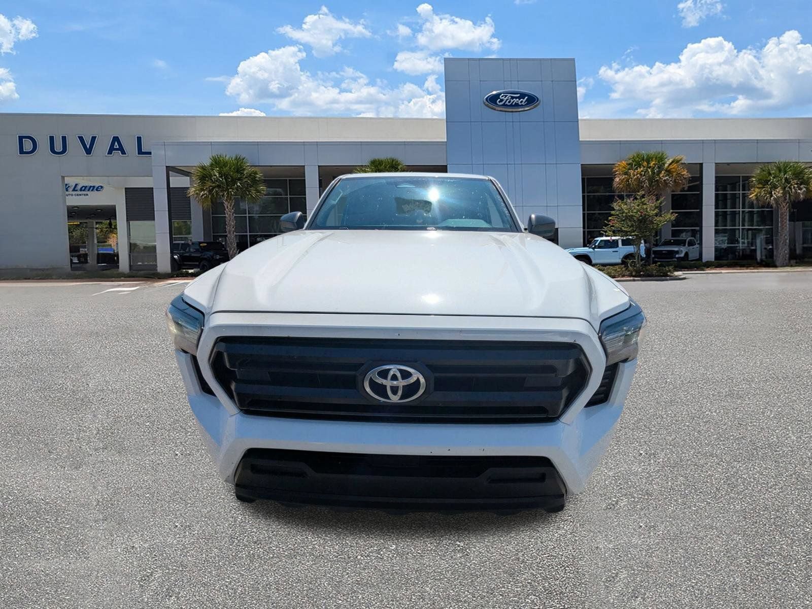 Used 2025 Toyota Tacoma SR w/ SR Upgrade Package RWD image 9