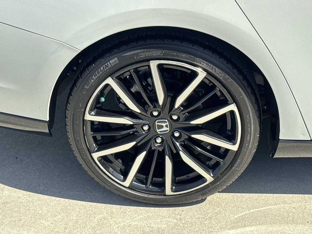 Certified 2023 Honda Accord Touring image 30