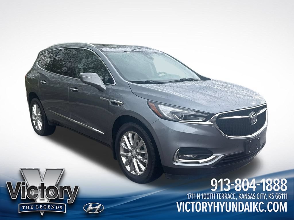 Used 2021 Buick Enclave Premium w/ Sun and Sites Package AWD/4WD image 9