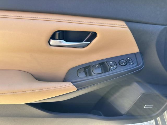 New 2025 Nissan Sentra SV w/ SV Premium Package image 12