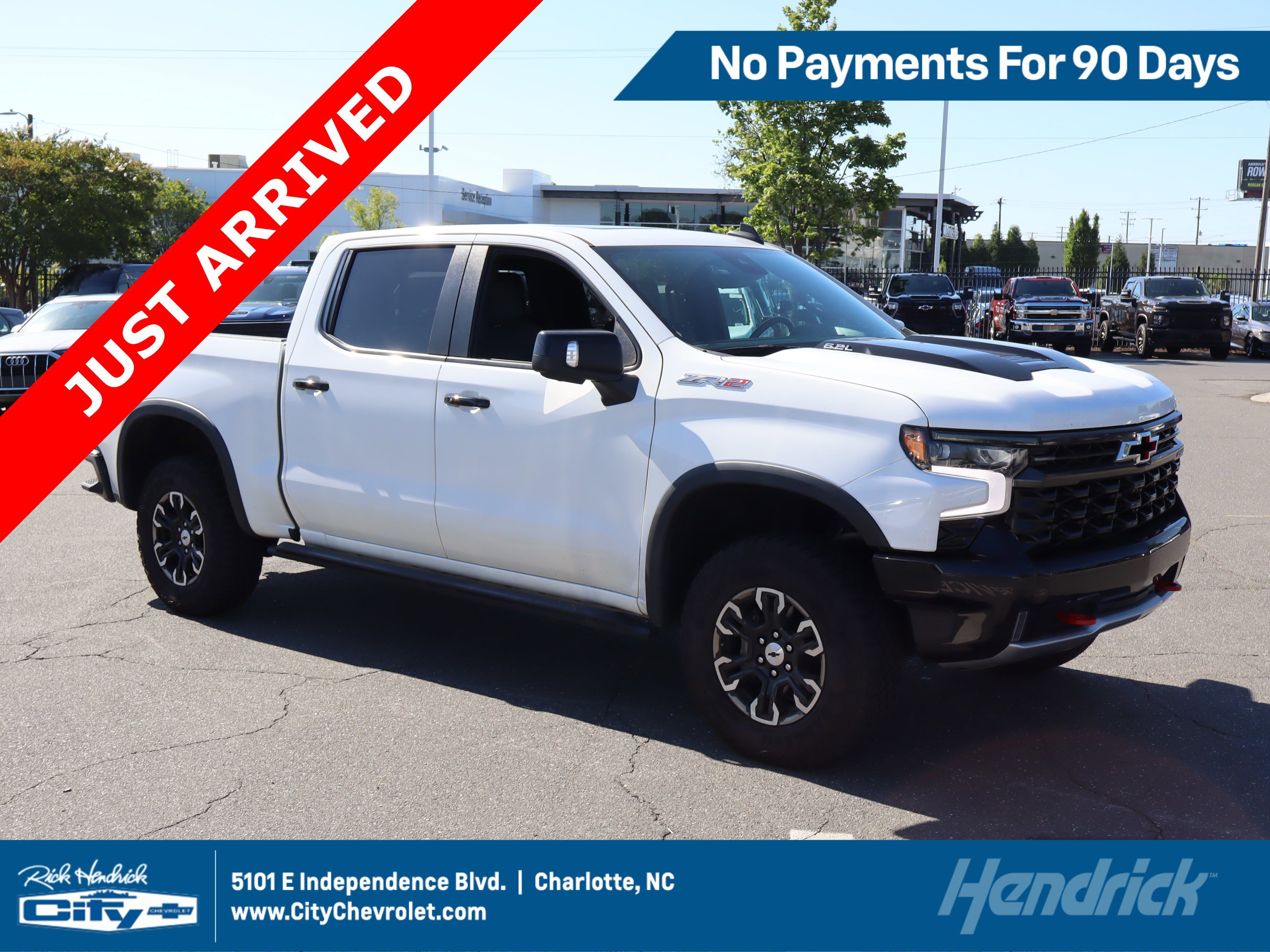 Used 2022 Chevrolet Silverado 1500 ZR2 w/ Technology Package AWD/4WD image 1
