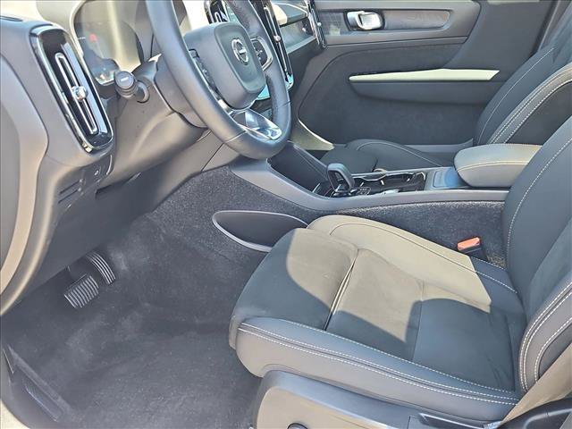 Used 2023 Volvo C40 P8 Recharge Plus AWD/4WD image 24
