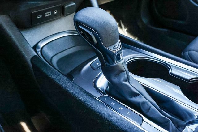 Used 2024 Chevrolet Malibu LT FWD image 25