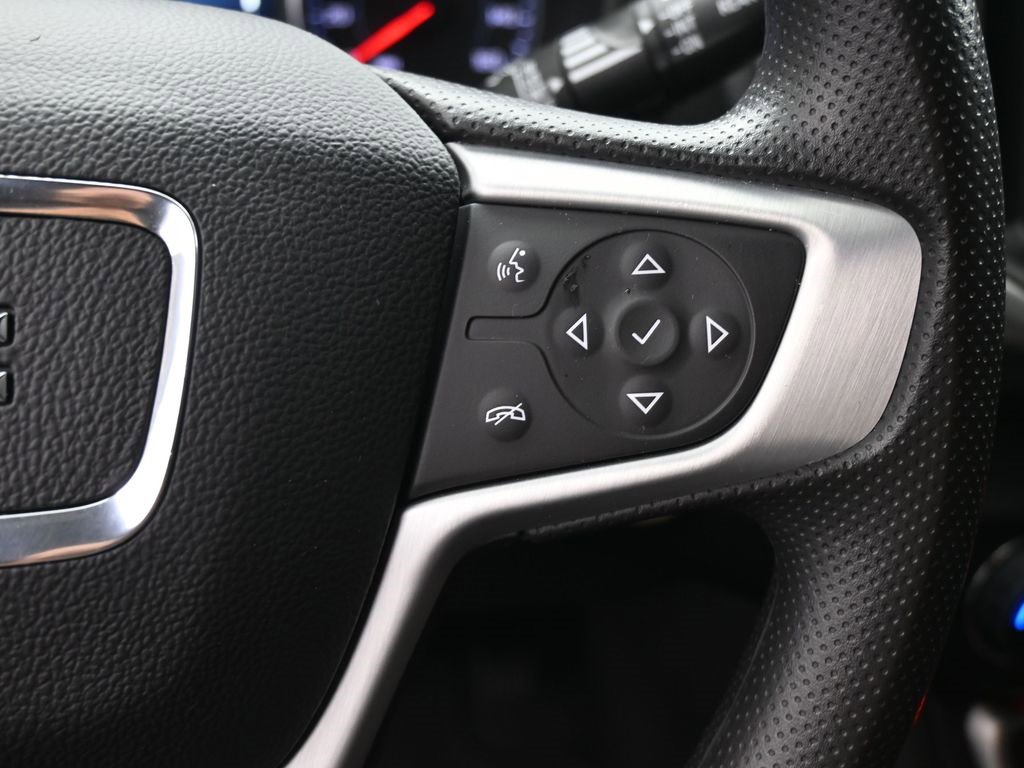Used 2023 GMC Terrain SLE w/ Driver Convenience Package image 23