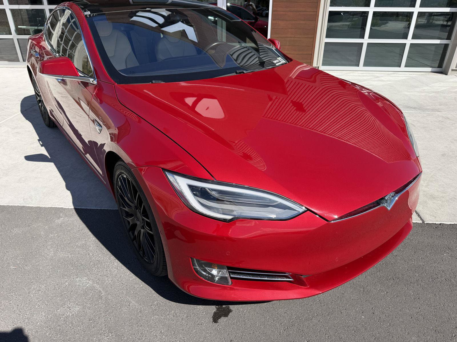 Used 2020 Tesla Model S Long Range Plus AWD/4WD image 2