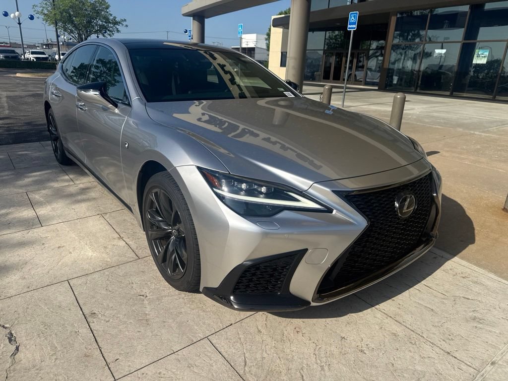 Used 2025 Lexus LS 500 F Sport AWD/4WD image 2