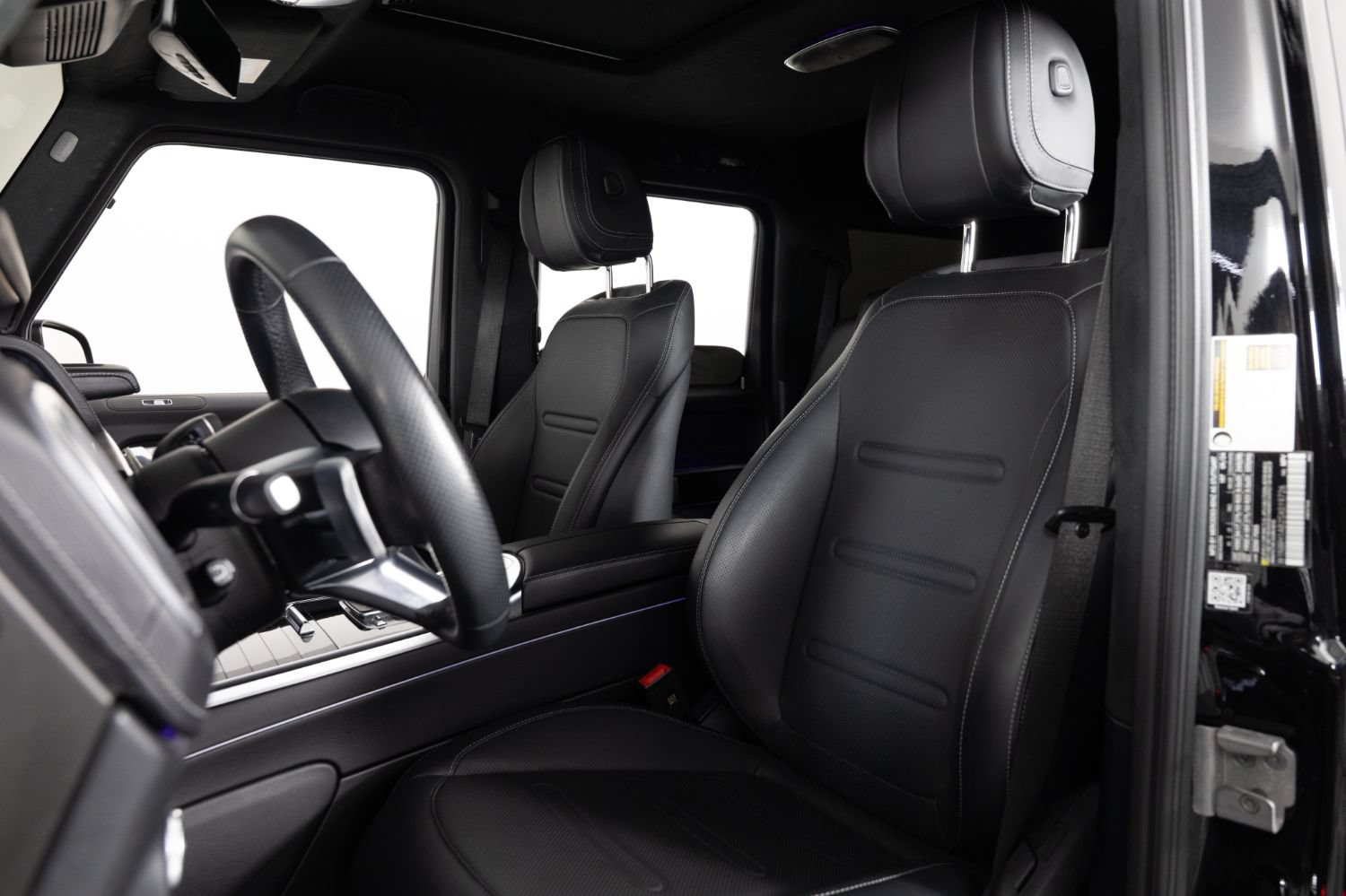 Used 2025 Mercedes-Benz G 550 w/ Exclusive Interior Package image 15