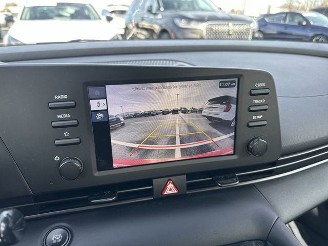 Certified 2025 Hyundai Elantra Sport image 17