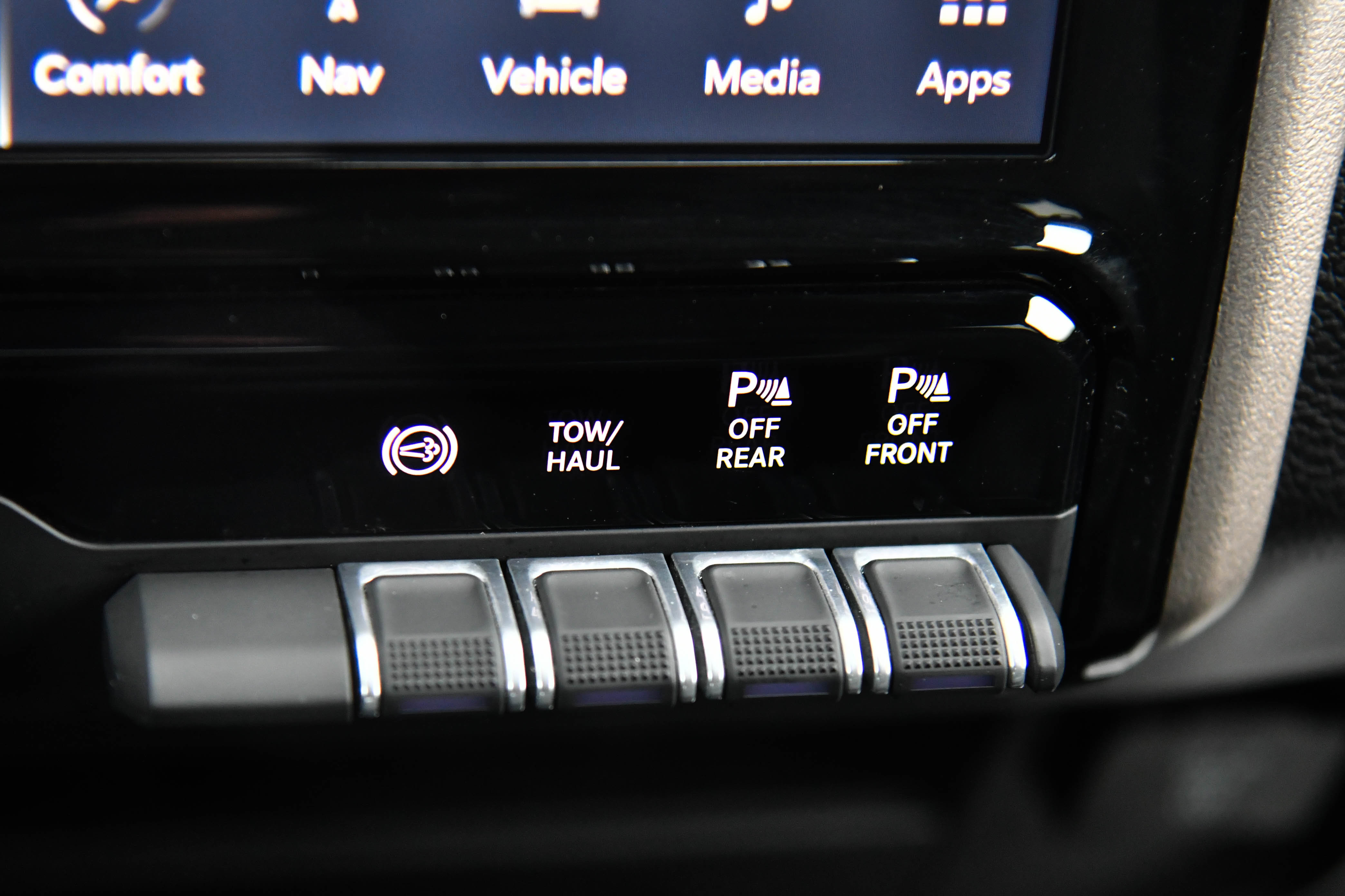 Used 2024 RAM 2500 Laramie image 32