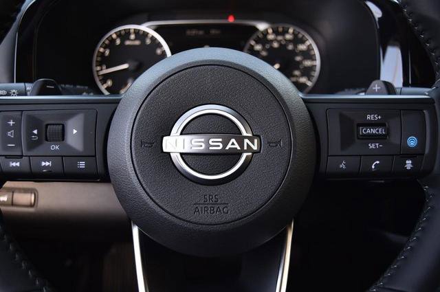 New 2025 Nissan Pathfinder SV w/ Black Appearance Package image 19