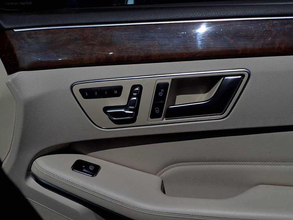 Used 2014 Mercedes-Benz E 350 E 350 image 24