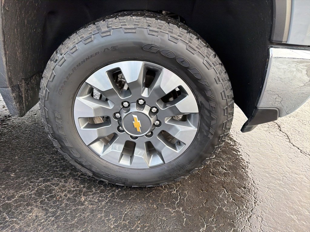 Certified 2024 Chevrolet Silverado 2500 LT w/ All Star Edition image 31