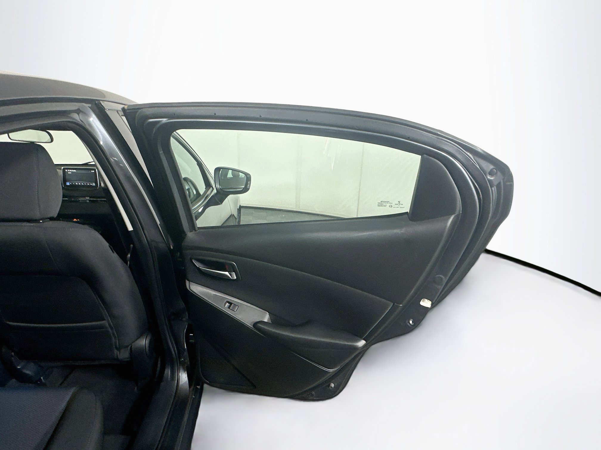 Used 2018 Toyota Yaris iA FWD image 27