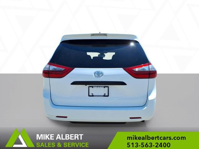 Used 2020 Toyota Sienna L FWD image 6