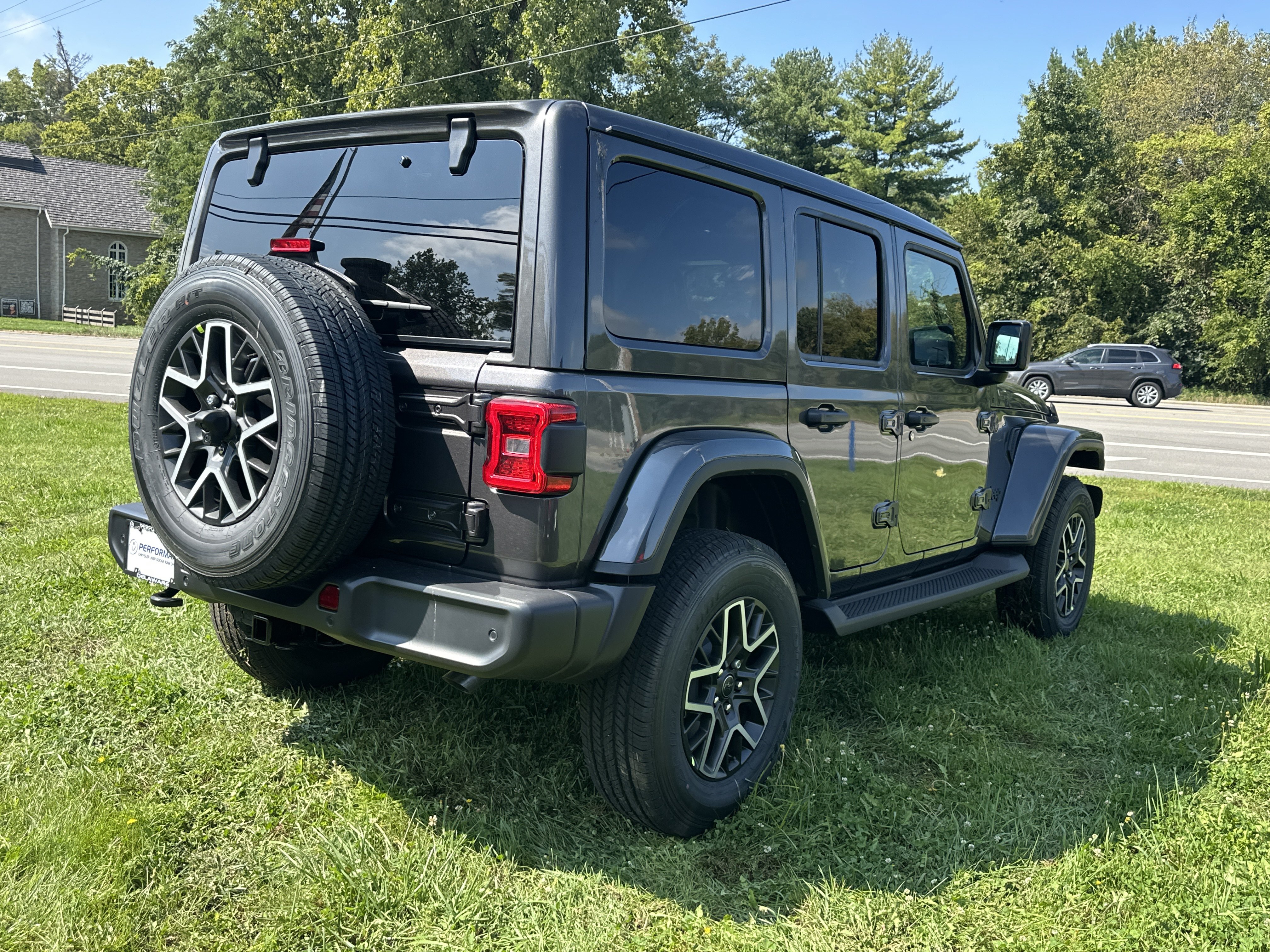New 2027 Jeep Wrangler Unlimited Sahara AWD/4WD image 18