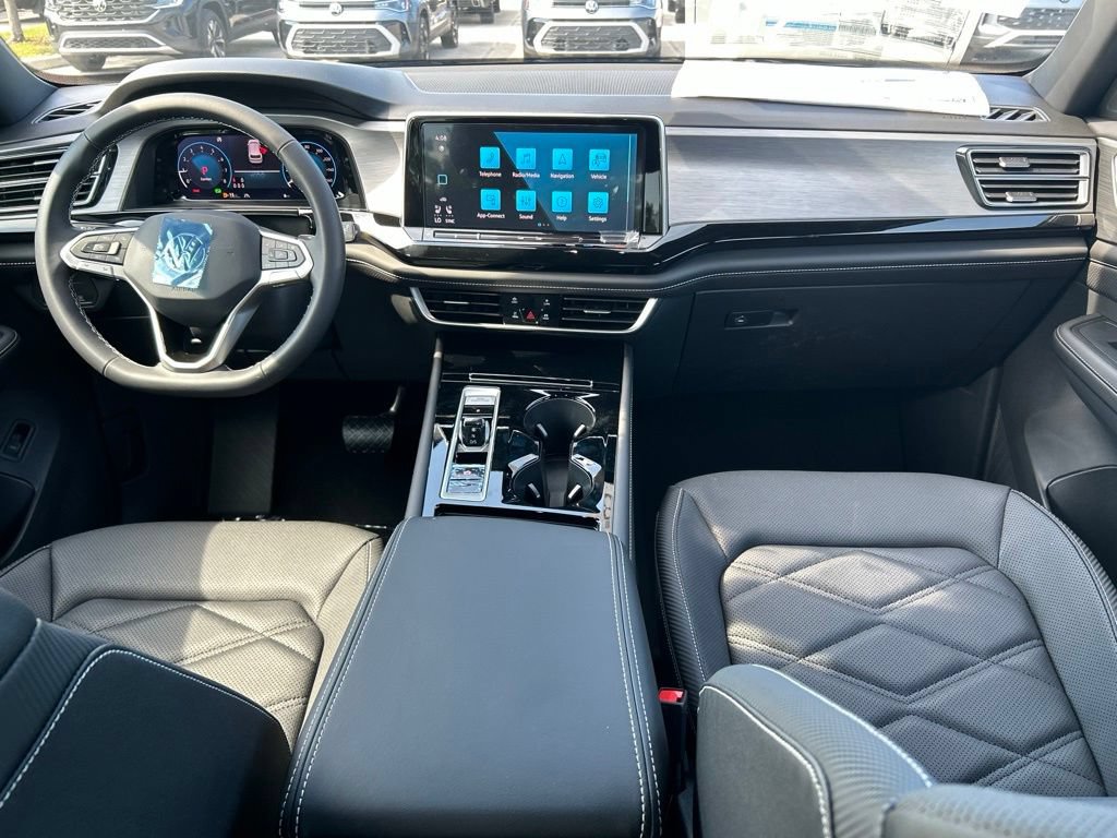 New 2026 Volkswagen Atlas Cross Sport SE FWD image 10