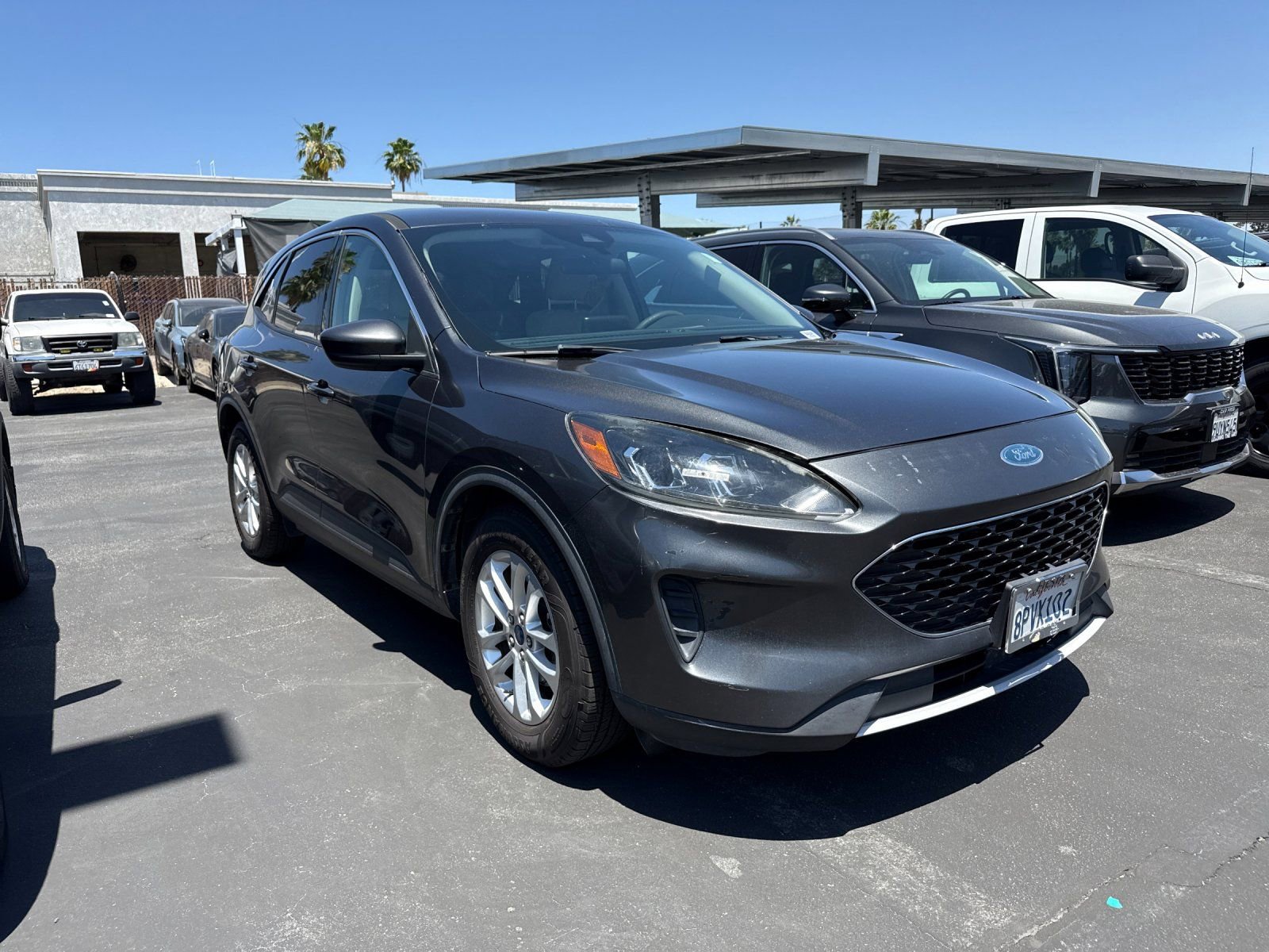 Used 2020 Ford Escape SE FWD video 2
