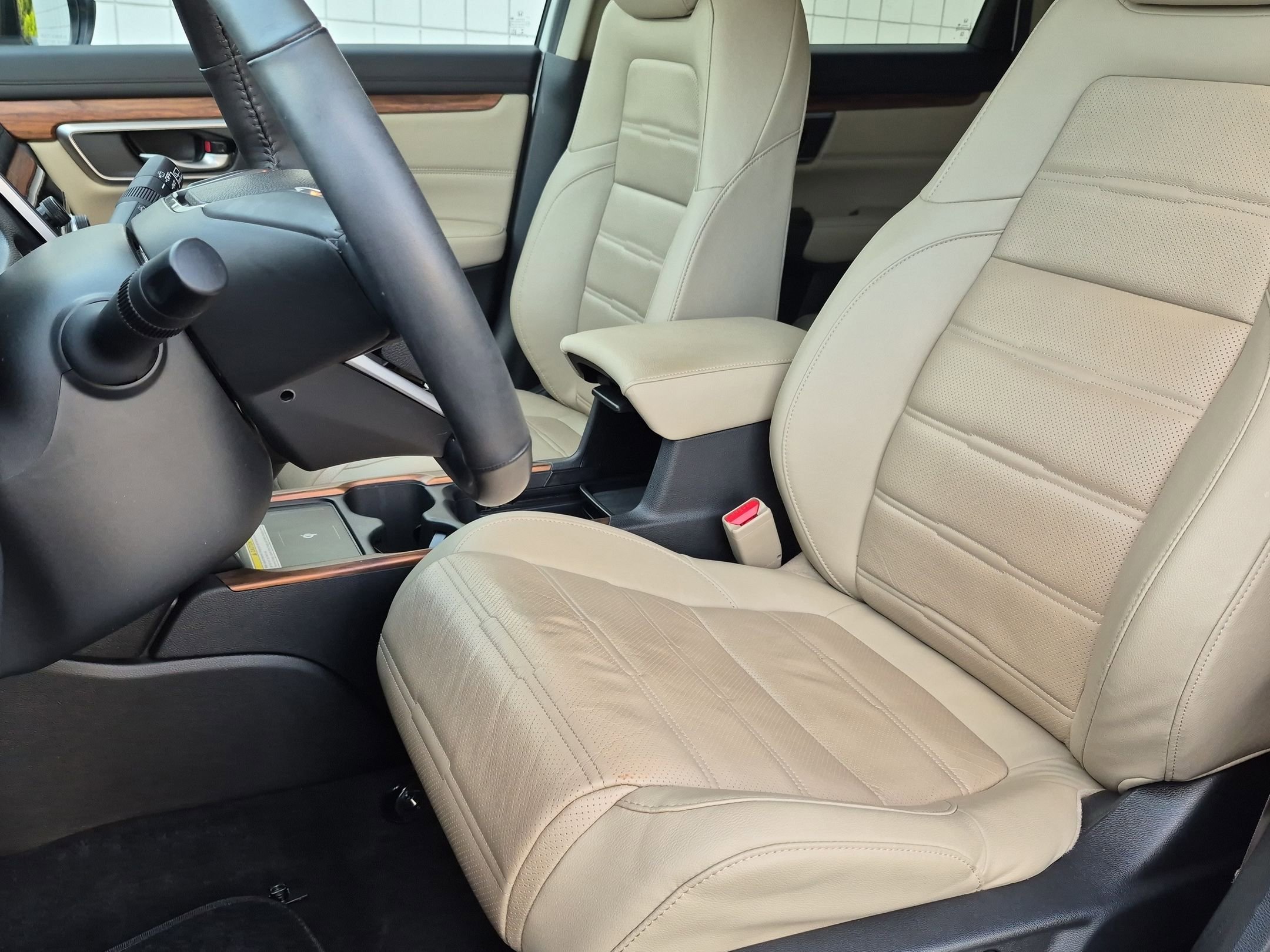 Used 2020 Honda CR-V Touring image 15
