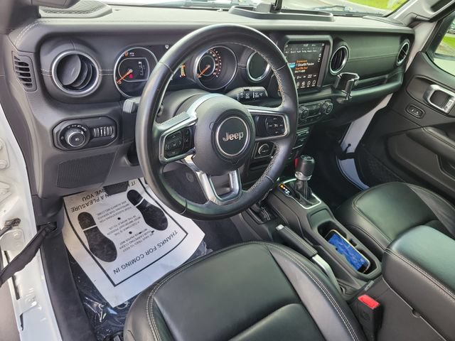 Used 2018 Jeep Wrangler Unlimited Sahara w/ Quick Order Package 24M Moab AWD/4WD image 16