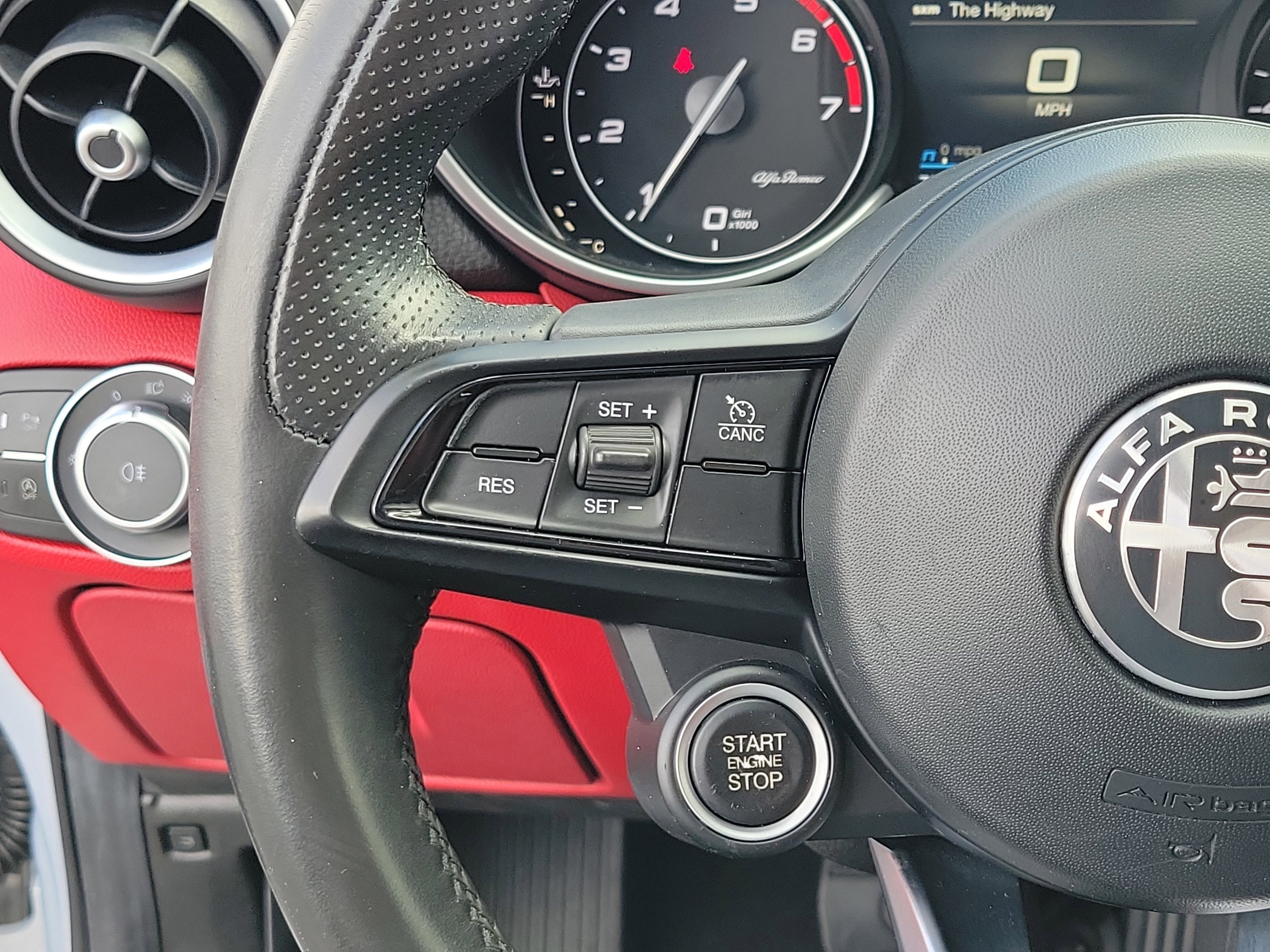 Used 2020 Alfa Romeo Giulia Ti w/ Active Blind Spot Package image 25