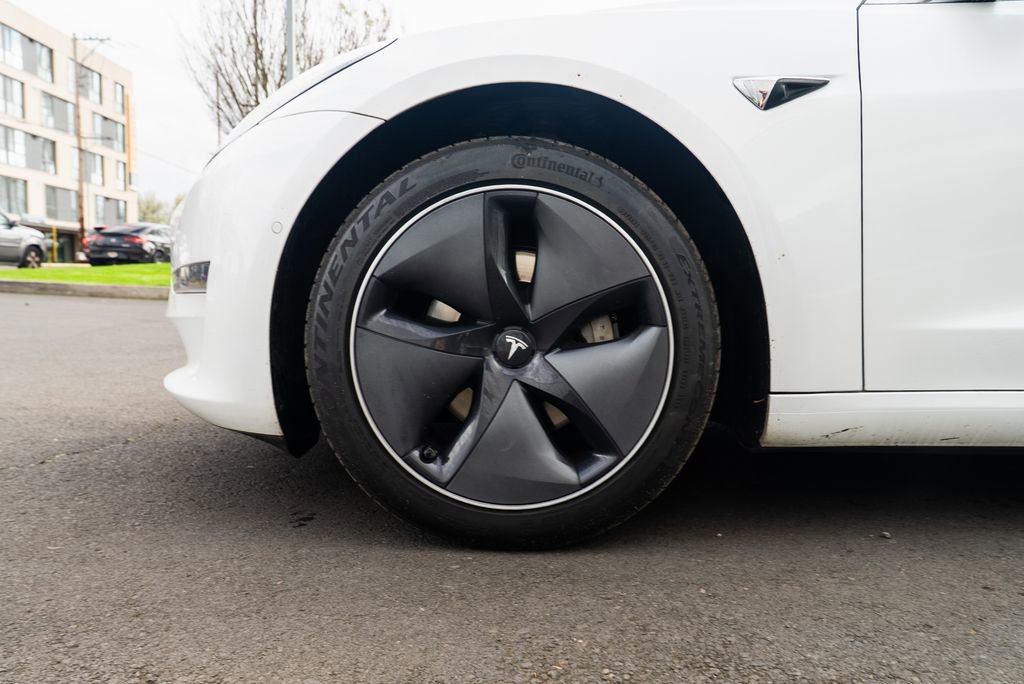 Used 2020 Tesla Model 3 Long Range image 7