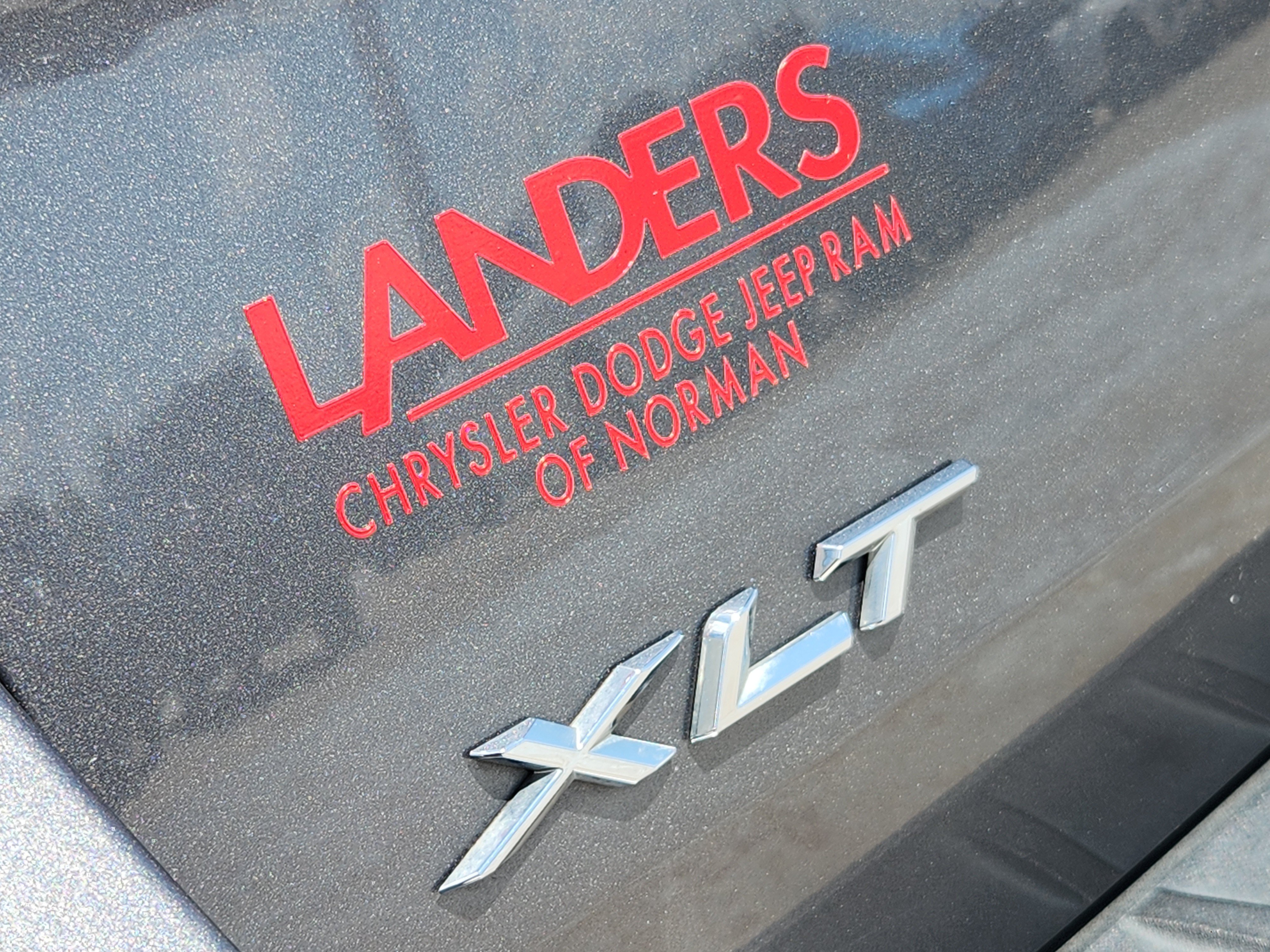 Used 2023 Ford Explorer XLT w/ Equipment Group 202A AWD/4WD image 13