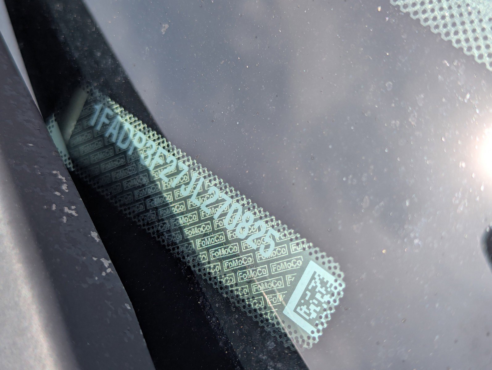 Used 2018 Ford Focus SE w/ SE Appearance Package image 17