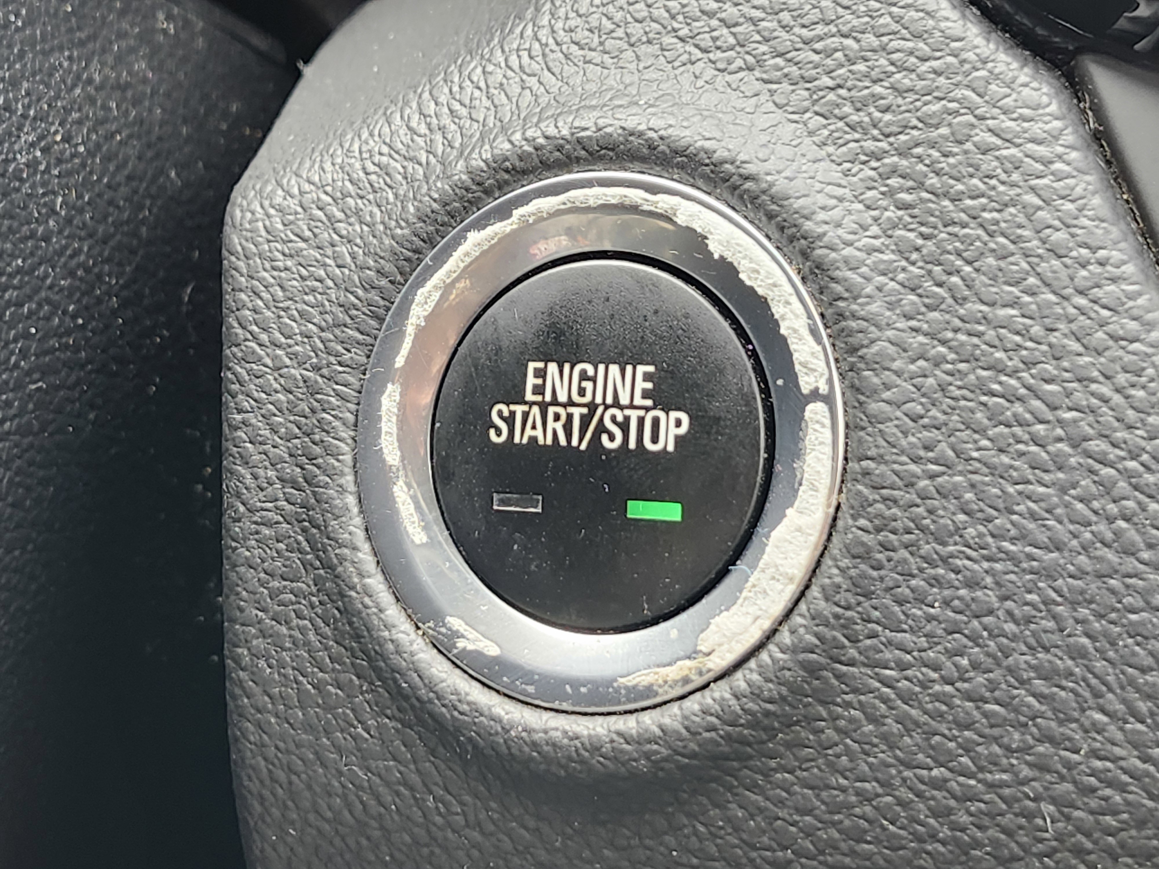 Used 2020 Buick Envision Essence image 29