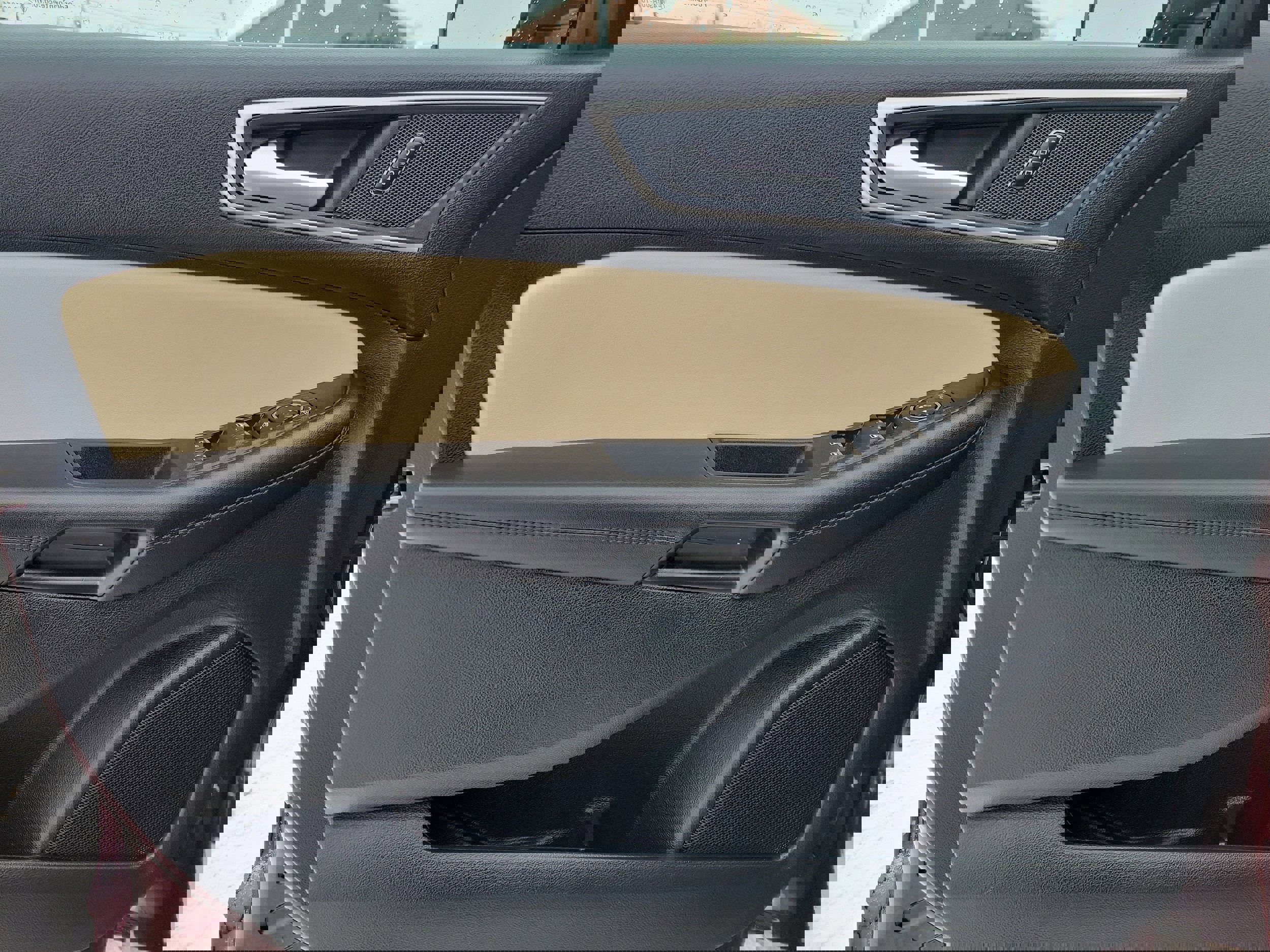 Used 2024 Ford Edge SEL w/ Convenience Package image 17