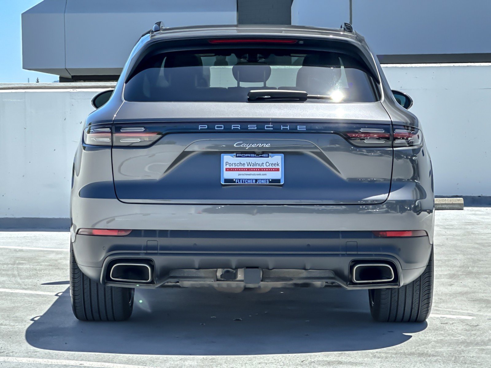Used 2023 Porsche Cayenne AWD/4WD image 7
