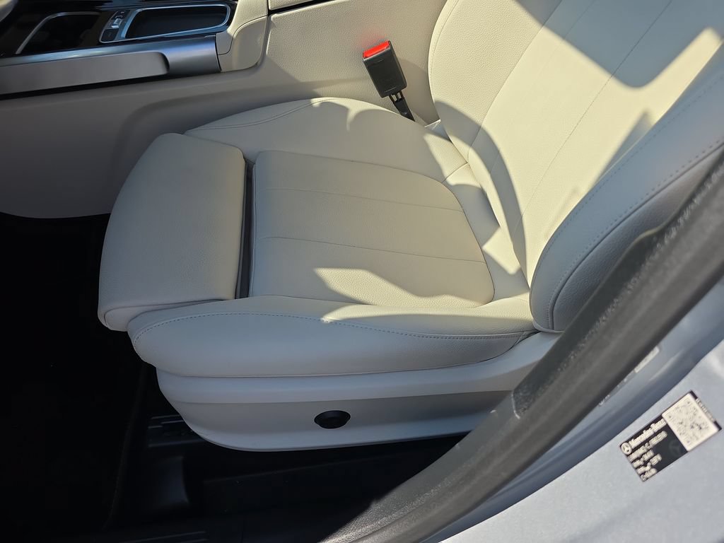 Used 2026 Mercedes-Benz GLB 250 4MATIC image 20