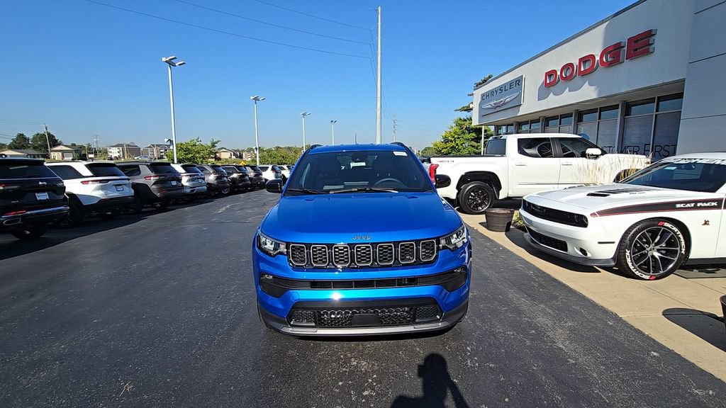 New 2026 Jeep Compass Latitude w/ Quick Order Package 29K AWD/4WD image 2