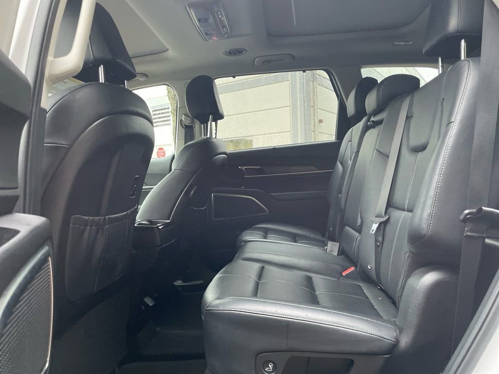Used 2022 Kia Telluride SX image 17