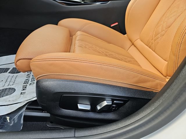 Used 2023 BMW 530i w/ Convenience Package RWD image 17