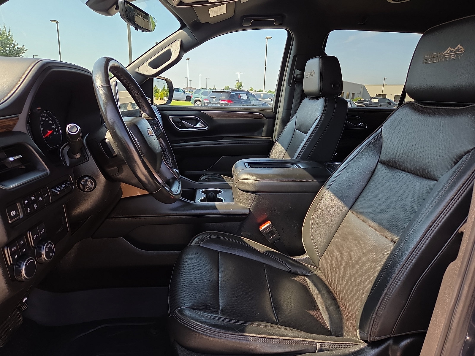 Used 2021 Chevrolet Tahoe High Country AWD/4WD image 17