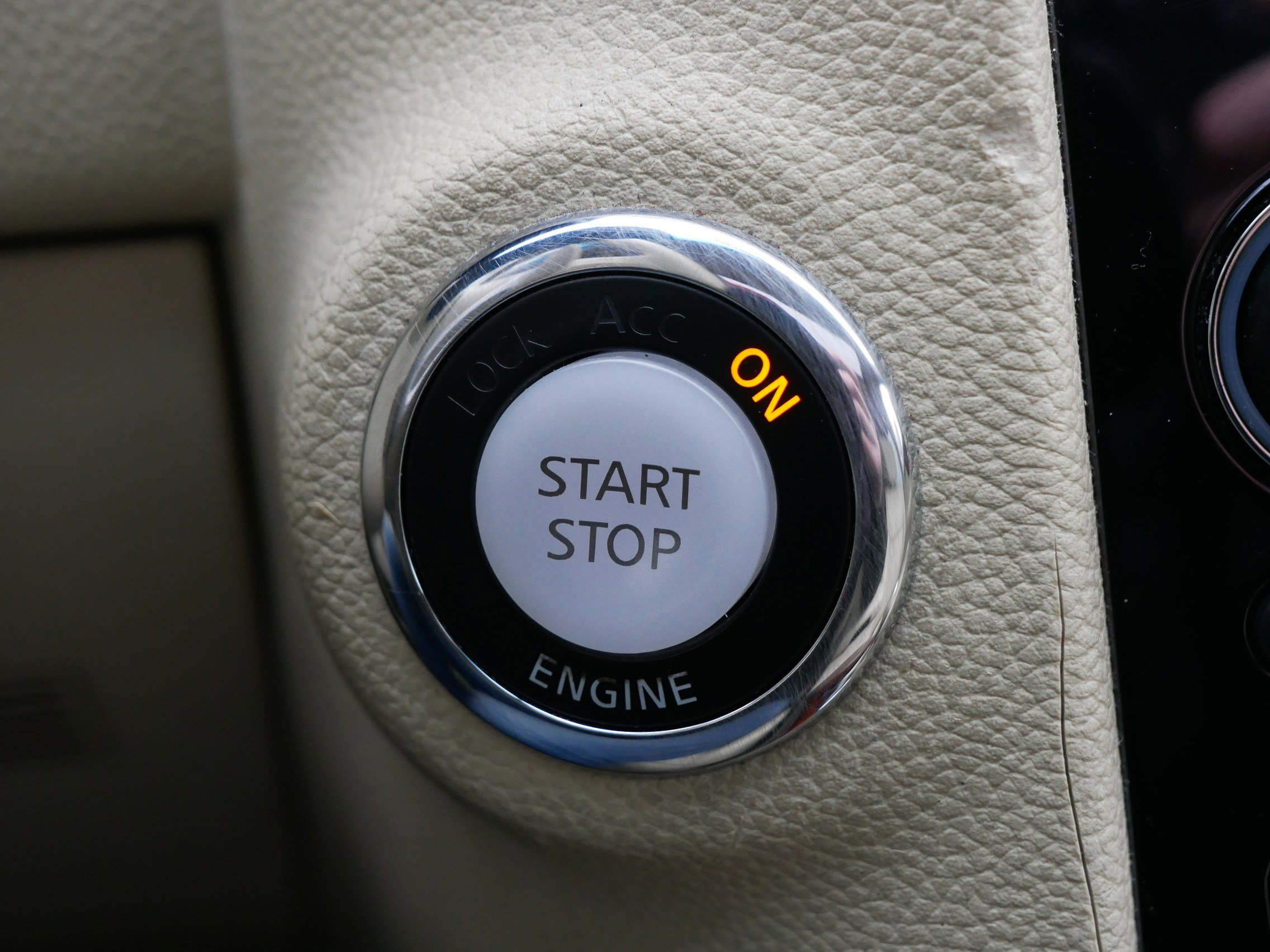 Used 2009 INFINITI FX35 AWD w/ Deluxe Touring Pkg image 29