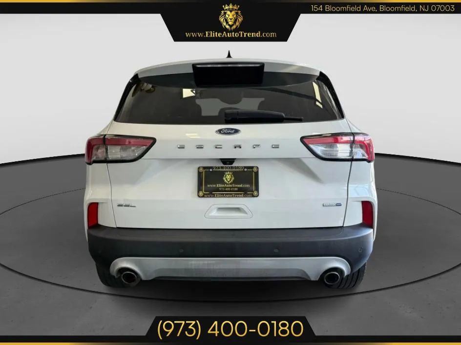 Used 2020 Ford Escape SEL image 5