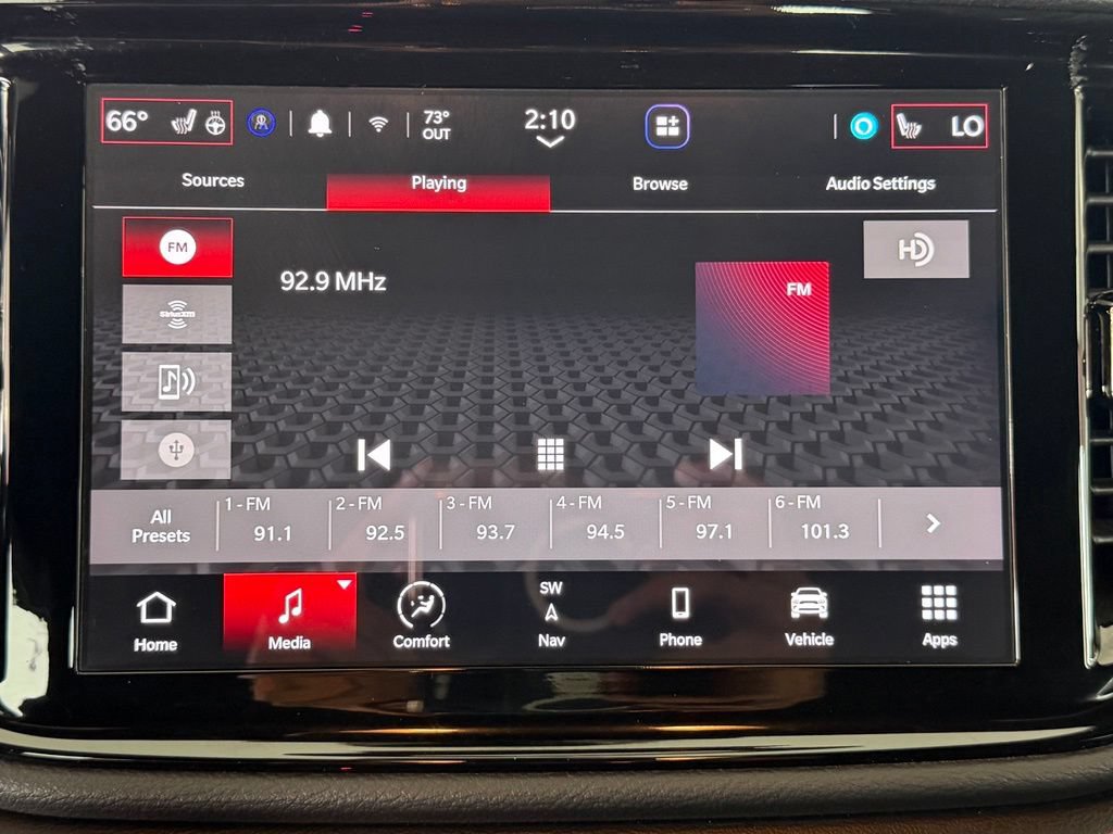 Used 2025 Dodge Durango GT AWD/4WD image 29