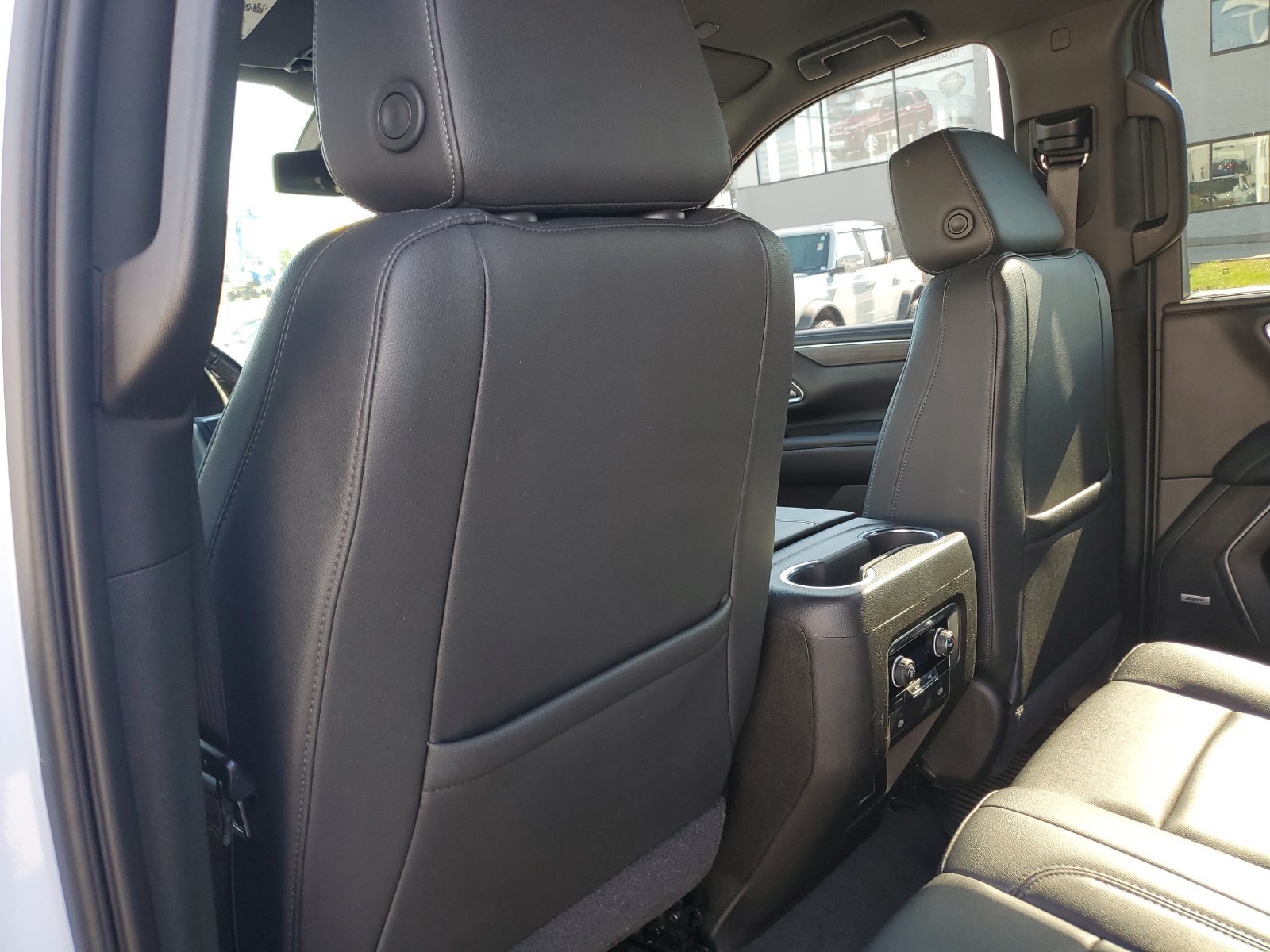Used 2021 Chevrolet Tahoe LT RWD image 14