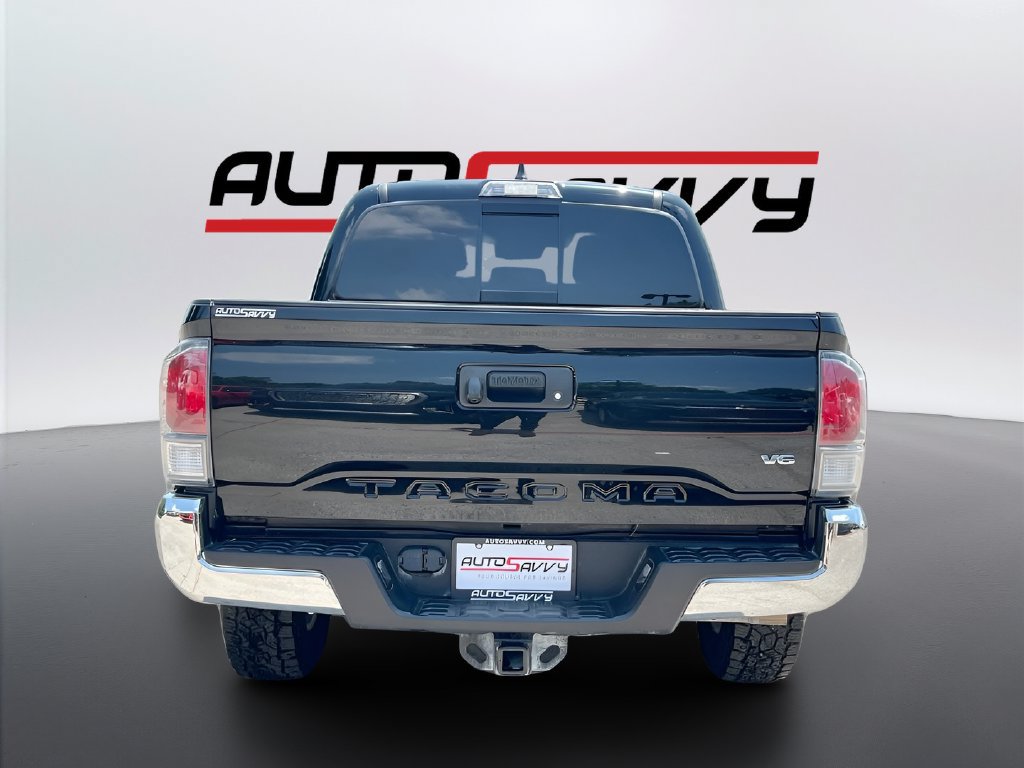 Used 2022 Toyota Tacoma TRD Off-Road AWD/4WD image 6