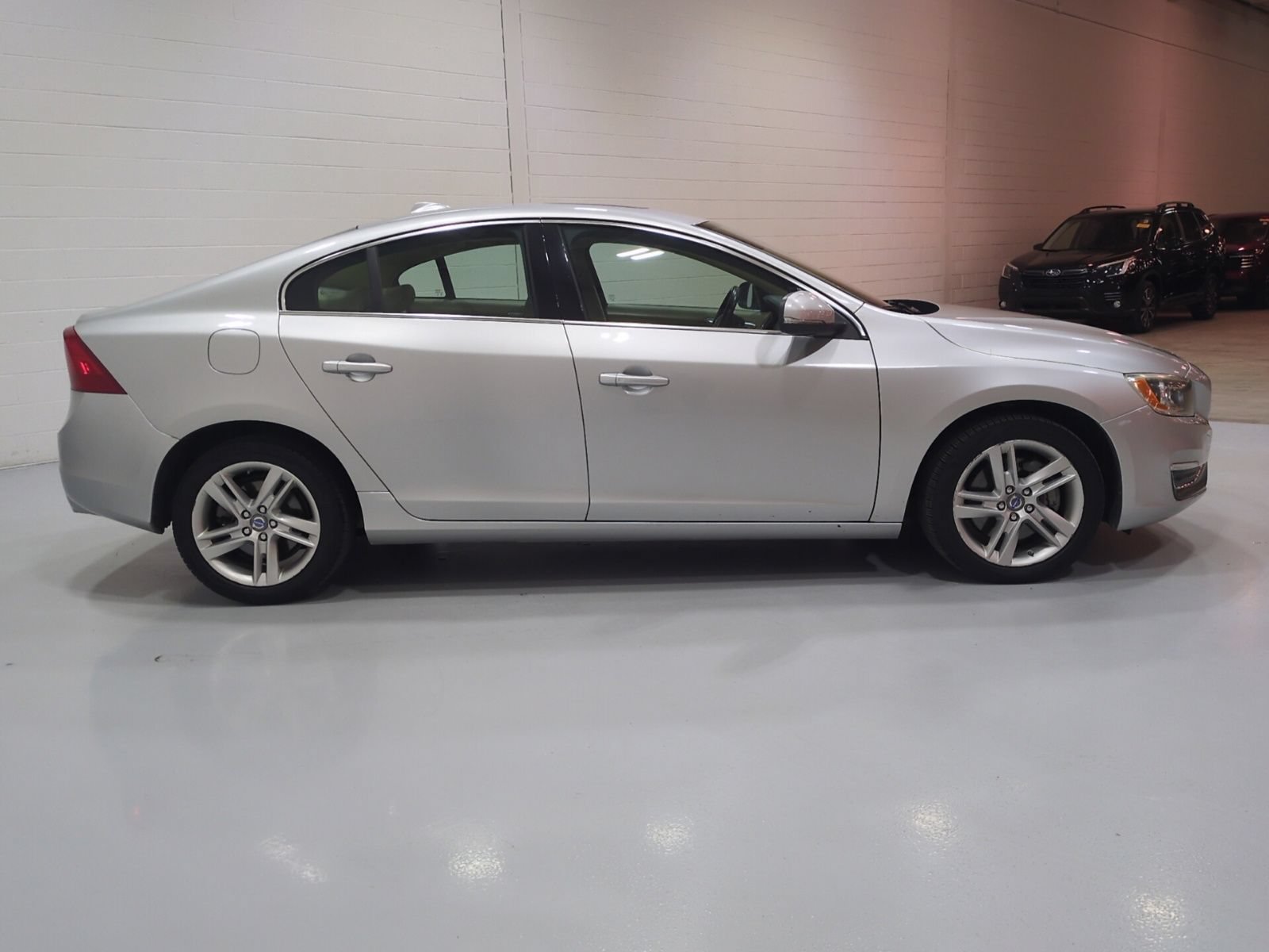Used 2015 Volvo S60 T5 Premier AWD/4WD image 2
