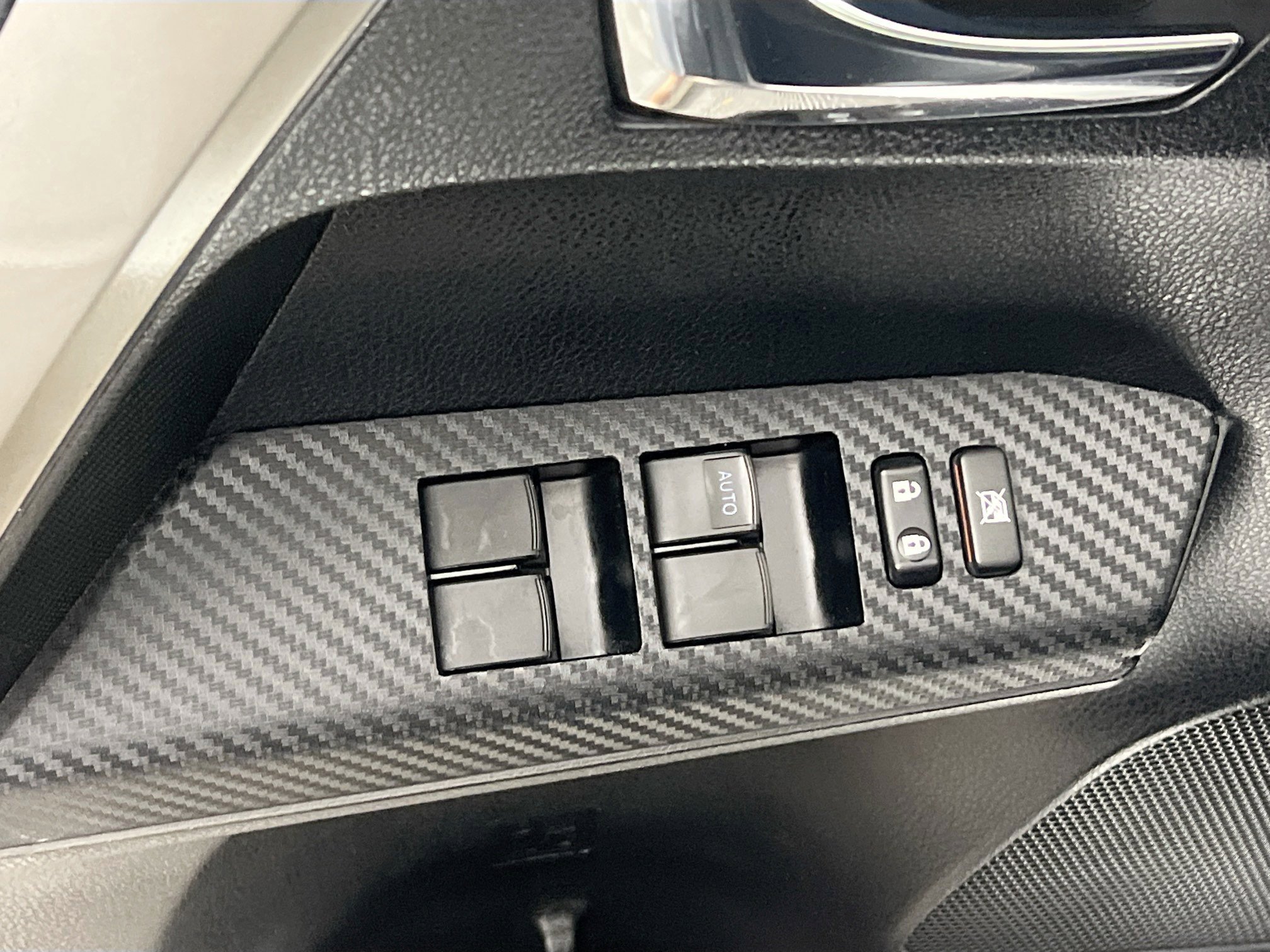 Used 2014 Toyota RAV4 XLE image 15