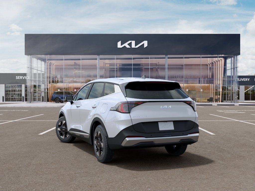 New 2026 Kia Sportage LX w/ LX Convenience Package FWD image 4
