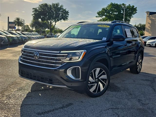 Used 2025 Volkswagen Atlas SE FWD image 26