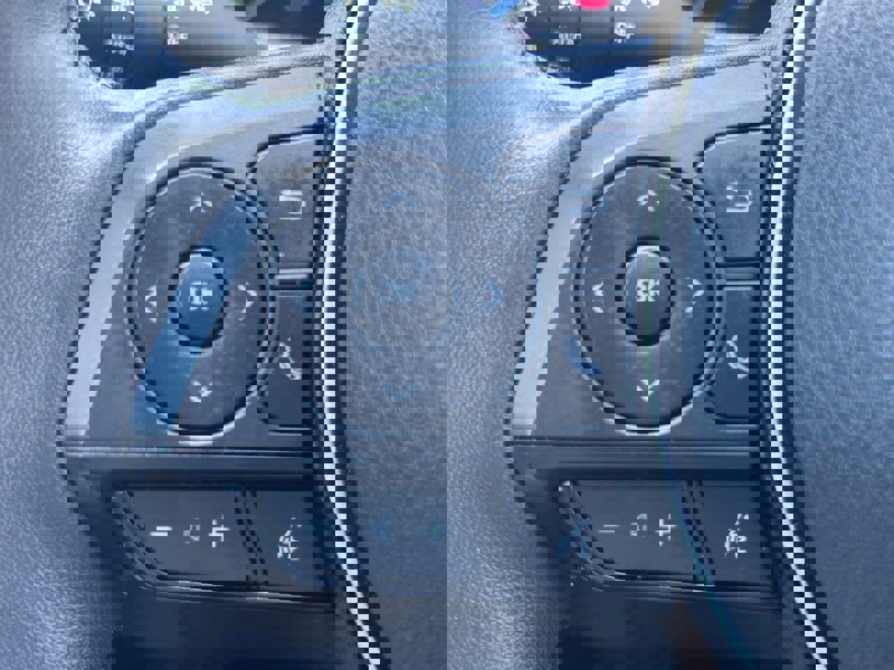 Used 2022 Toyota RAV4 Limited image 24